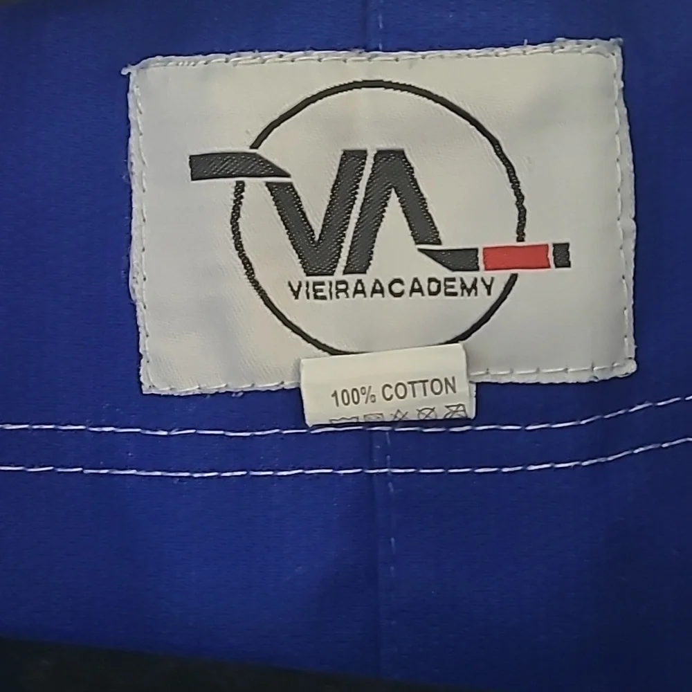 Blue Jiu Jitsu Gi for Kids Size Med Ptp 16 Sleeve 15  Lenght 21